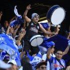 Las barras de Emelec podrán ingresar instrumentos. 