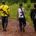  Los primeros datos indican que luego de los disparos, el vehículo y dos de sus ocupantes fueron incinerados. 