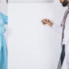  Los médicos dan ciertas indicaciones con el fin de minimizar los riesgos. En ocasiones, estas recomendaciones pueden pasarse por alto. 