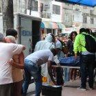  Los culpables serían dos presuntos sicarios que llegaron a balearlo mientras esperaba a que abrieran el local.  