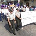  Con globos y camisetas blancas, en Daule marcharon en rechazo a los crímenes. 