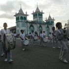  La fiesta terminará con la presentación de Gerardo Morán y la orquesta Blue Stars.  