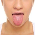  Una papila gustativa está compuesta por aproximadamente 50 a 100 células de tres tipos principales, cada una con diferentes roles. 