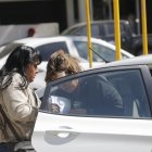  La joven agredida por su pareja fue llevada a la Fiscalía.  