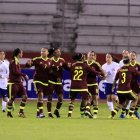  El equipo venezolano festejó su único gol.  