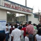  Habitantes madrugaron a sufragar, pero encontraron la puerta cerrada. 