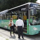  Luego de tres meses de prueba, la línea 89 renovará su flota con 20 buses eléctricos. Los transportistas ven como clave el ahorro en combustible. 