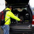  Los uniformados incautaron los objetos hallados.  