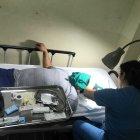  Agente resultó herido con un corte en la cabeza.  