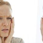  Las mujeres tenemos muchas costumbres que, sin darnos cuenta, pueden provocarnos alergias y daños en la piel. Conoce 5 de ellas. 