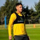  López Pisano tiene 21 años, es zurdo y juega de enganche.  