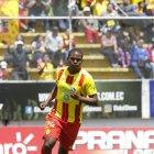  En el partido hubo de todo: expulsiones, penales y goleada.  