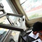  Parte de los vidrios de la garita quedaron rotos tras la violenta escena del pasado domingo 5 de agosto.  