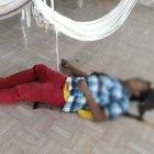  Se realizó un barrido electrónico a las manos del fallecido para determinar las causas de su muerte.  