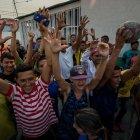  Los estantes de las tiendas suelen estar vacíos y tres cuartas partes de la población han perdido en promedio 8,6 kilos. 