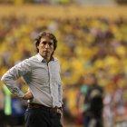  Guillermo Almada 48 años Es un entrenador uruguayo que llegó a Barcelona a mediados del 2015. En época de jugador lo hacía como volante de contención. 