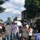  El niño fallecido fue sepultado la tarde del domingo. El padre de los niños prometió rehabilitarse y luchar por los que sobrevivieron. 