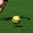  Alrededor de 30 millones de mujeres y niñas juegan fútbol en todo el mundo, según la FIFA. 