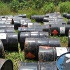  La Policía del cantón investiga la procedencia de los líquidos.  