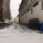  La lluvia hizo su presencia cerca de las 14:00 y por más de 20 minutos no paraba. El ECU 911, hasta esa hora, no reportó ninguna novedad. 