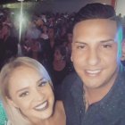  Gineth y Nando durante una fiesta. 