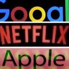  Ecuador es otro de los que se suma a esta corriente con nombres estrambóticos que apelan al uso de marcas de automóviles como Land Rover García, en donde si bien la legislación no los prohibe sí exige que no falten al respeto o la dignidad humana.  