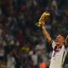  En los mundiales de ahora, los artistas y sus canciones, son unos de los principales protagonistas. 