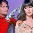  Mork & Mindy fue una comedia de situación emitida entre los años 1978 y 1982 por la cadena estadounidense ABC. 
