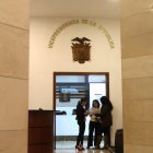  Vicuña renunció a su cargo en medio de una investigación en su contra iniciada por Fiscalía.  