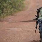  La falta de empleo empuja a los jóvenes a Colombia. Una vez adentro no pueden salirse de los grupos. 