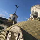  Tanto los recorridos a las cúpulas como a las catacumbas están abiertos al público de 10:00 a 17:00, de lunes a sábado. El costo es de 4 dólares. 