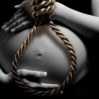  La aprobación de despenalización ha tenido muestras de apoyo y rechazo a nivel internacional. En Ecuador es un tema que también se discute tanto por organizaciones, autoridades y grupos religiosos. 