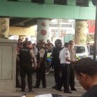  En el lugar hubo cerca de 7 impactos de bala.  