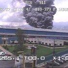  El Sistema ECU 911 señaló que se evacuaron aproximadamente a 200 personas y por el momento no se registran trabajadores heridos. 