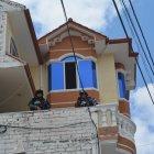  Los sospechosos  son juzgados por dos delitos. 