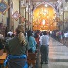  La Caminata de la Fe es en honor a la virgen del Rosario de Agua Santa.  