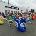  Desfile y alegría en Playas. 