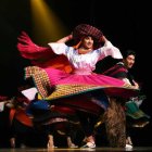  Se entregará una Mención de Oro a los grupos que dentro de su propuesta en escenario muestren creatividad y promueva su identidad. 