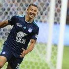  Los goles azules fueron anotados por Bryan Angulo, en dos ocasiones (min 61 y 70), y el tercero definitivo fue del debutante Byron Palacios (foto) en los 90+3, ocaso del encuentro. 