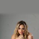  Orellana conduce un programa de reality de baile en Canal Uno.  