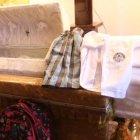  Tyrone Morán se despidió de Brittany antes de que la ingresaran a la bóveda. 