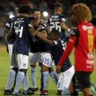  Con goles de Pedro Quiñóñez (min 82) y Romario Caicedo (min 91), Emelec consiguió tres puntos vitales que lo mantienen enrumbado como posible ganador de la segunda etapa del torneo. 
