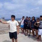  El cielo se mantuvo nublado e inclusive hizo algo de frío. Pero el clima no fue obstáculo para que las decenas de visitantes disfruten de los atractivos que tiene esta zona.  