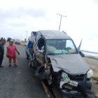  La carrocería de todos los automotores quedó destrozada en su parte frontal.  
