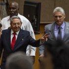  Cuba se apresta a posesionar a Miguel Díaz-Canel como el nuevo primer mandatario de la isla del ‘eterno’ comandante Fidel Castro y de su actual gobernante Raúl Castro. 