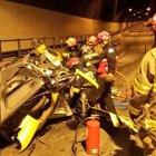  El Cuerpo de Bomberos acudió al llamado de emergencia.  