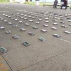  Los gendarmes decomisaron 113 bultos. Todos tenían un logotipo de una conocida marca de carros. 