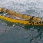  La embarcación quedó destruida luego del impacto.  