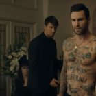  El tema Wait está incluido en el álbum Red Pill Blues, lanzado en noviembre de 2017. 