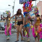  Manta también acoge a los turistas carnavaleros. 